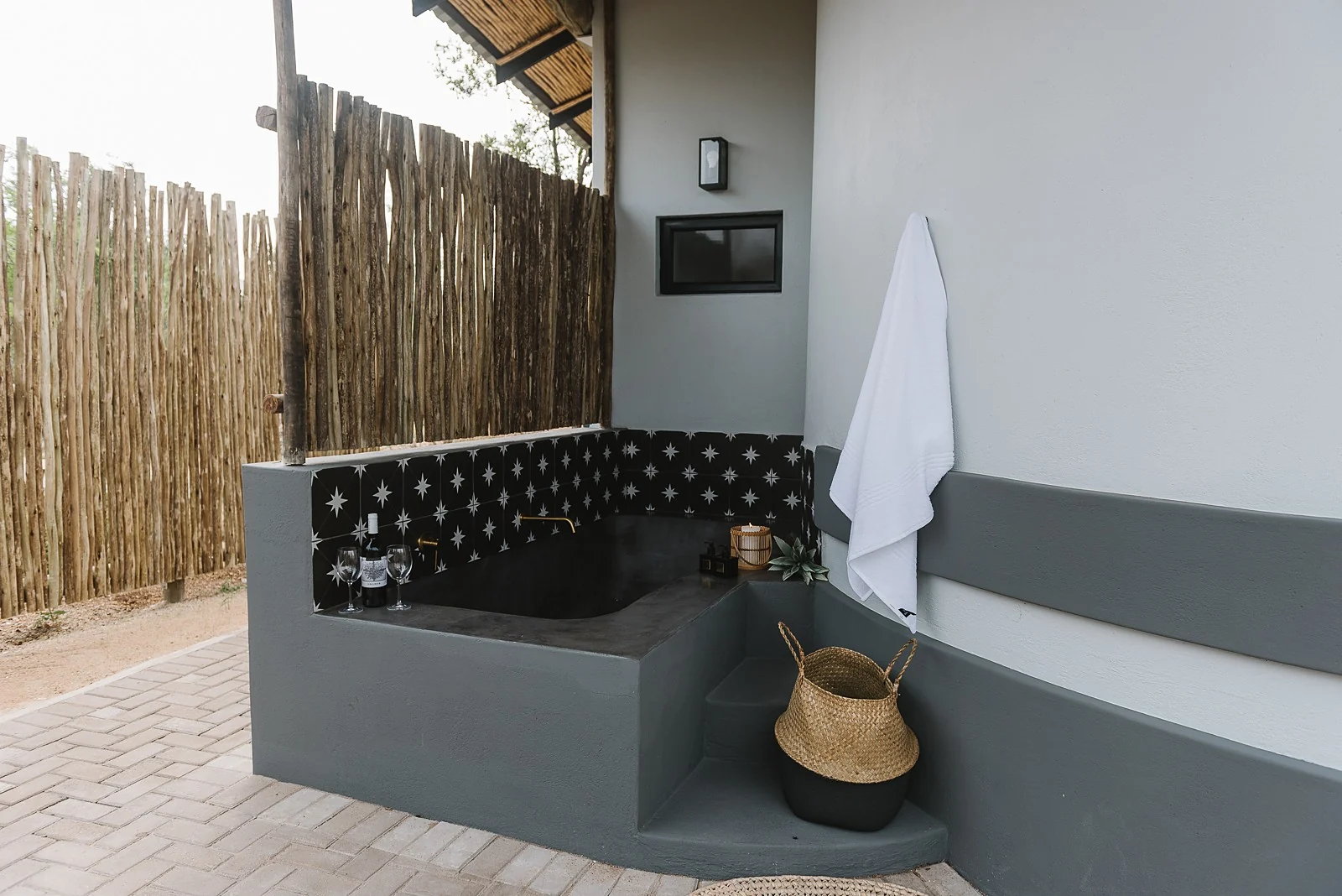 An outdoor bath on your own terrace